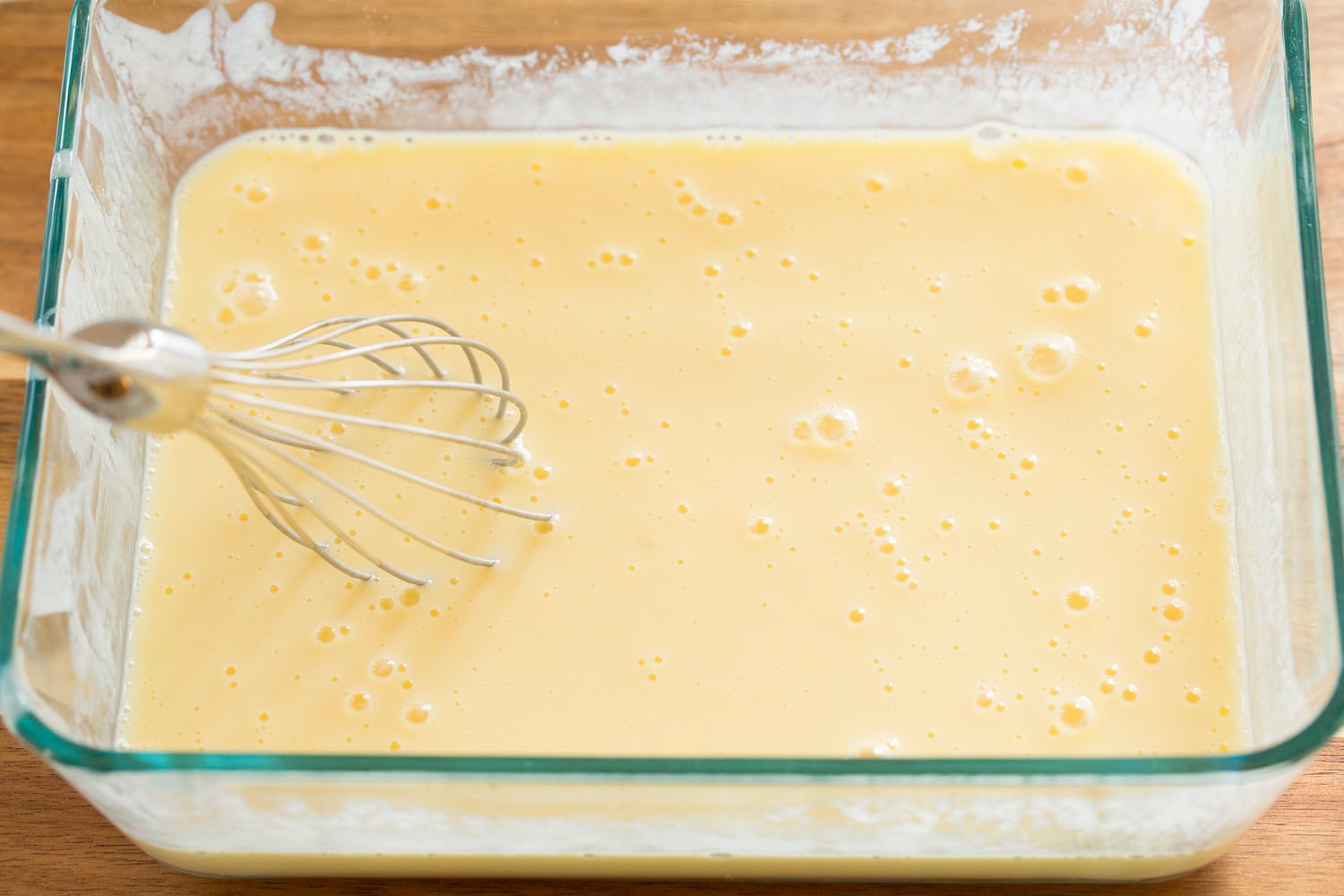 Whisk buttermilk, eggs, vanilla and sugar.