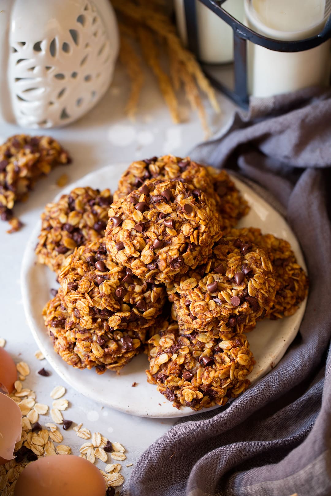 Pumpkin Oat Chocolate Chip Breakfast Cookies